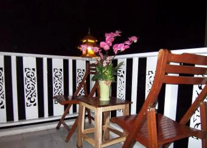 Lanna Kala By Greg Sampat Boutique Hostel Bangkok